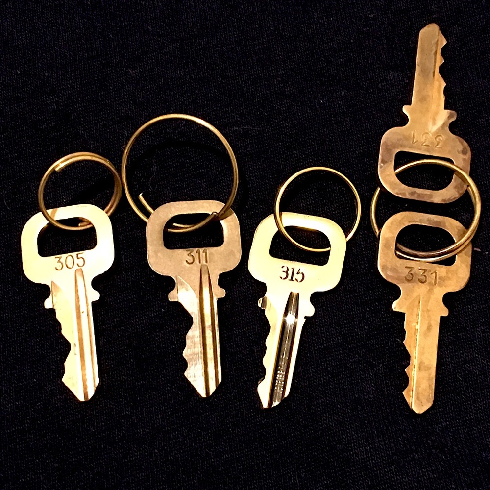 LOUIS VUITTON LV Keys For LV Locks That Have No Key Authentic Brass LV Key - Picture 5 of 8